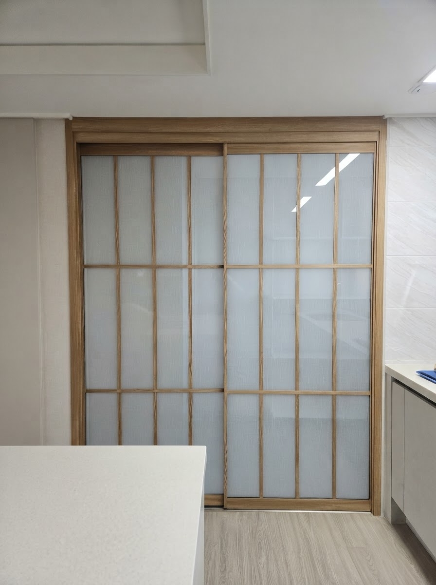 2짝 미서기 사진 1